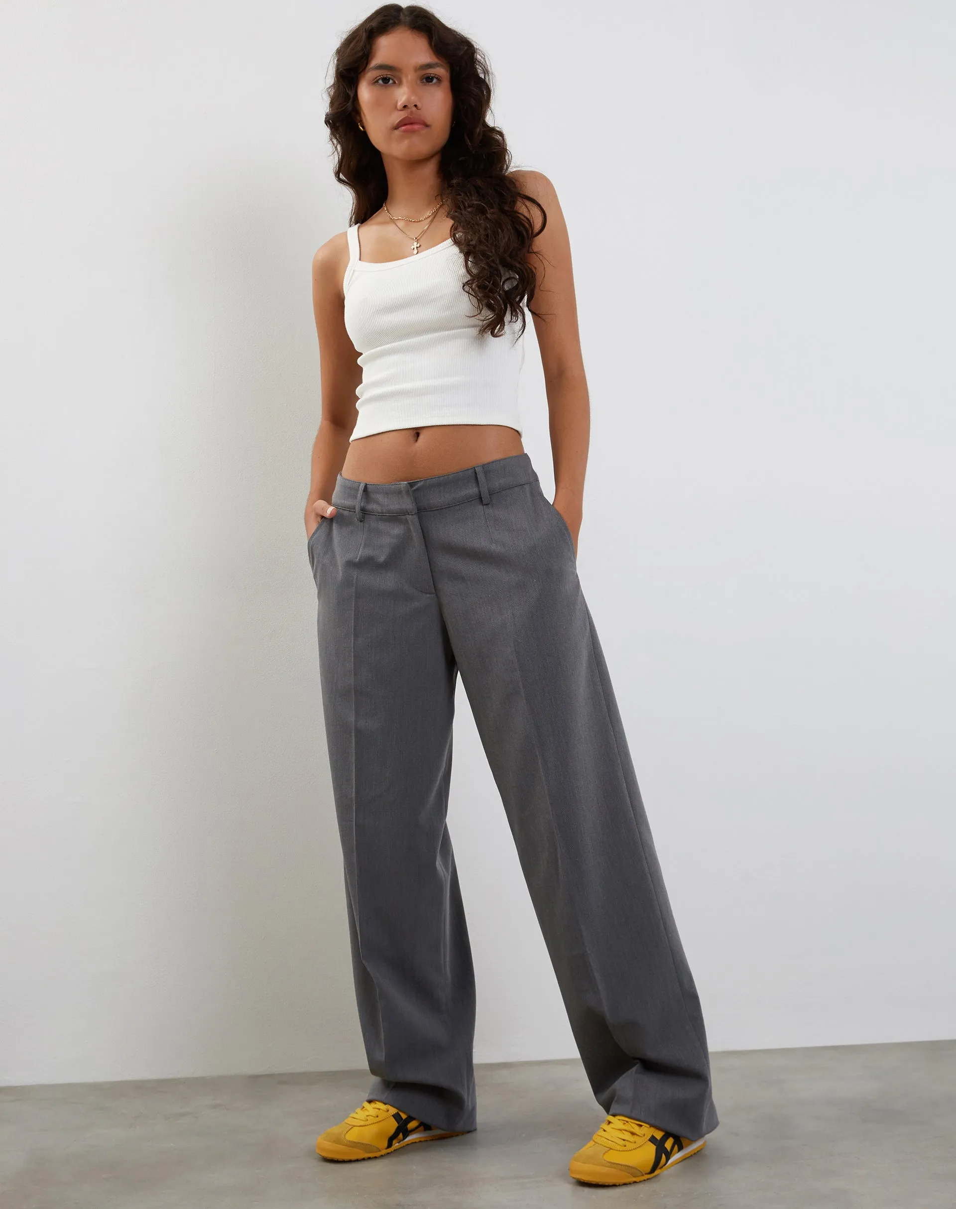 Sirkia Low Rise Tailored Trouser in Charcoal