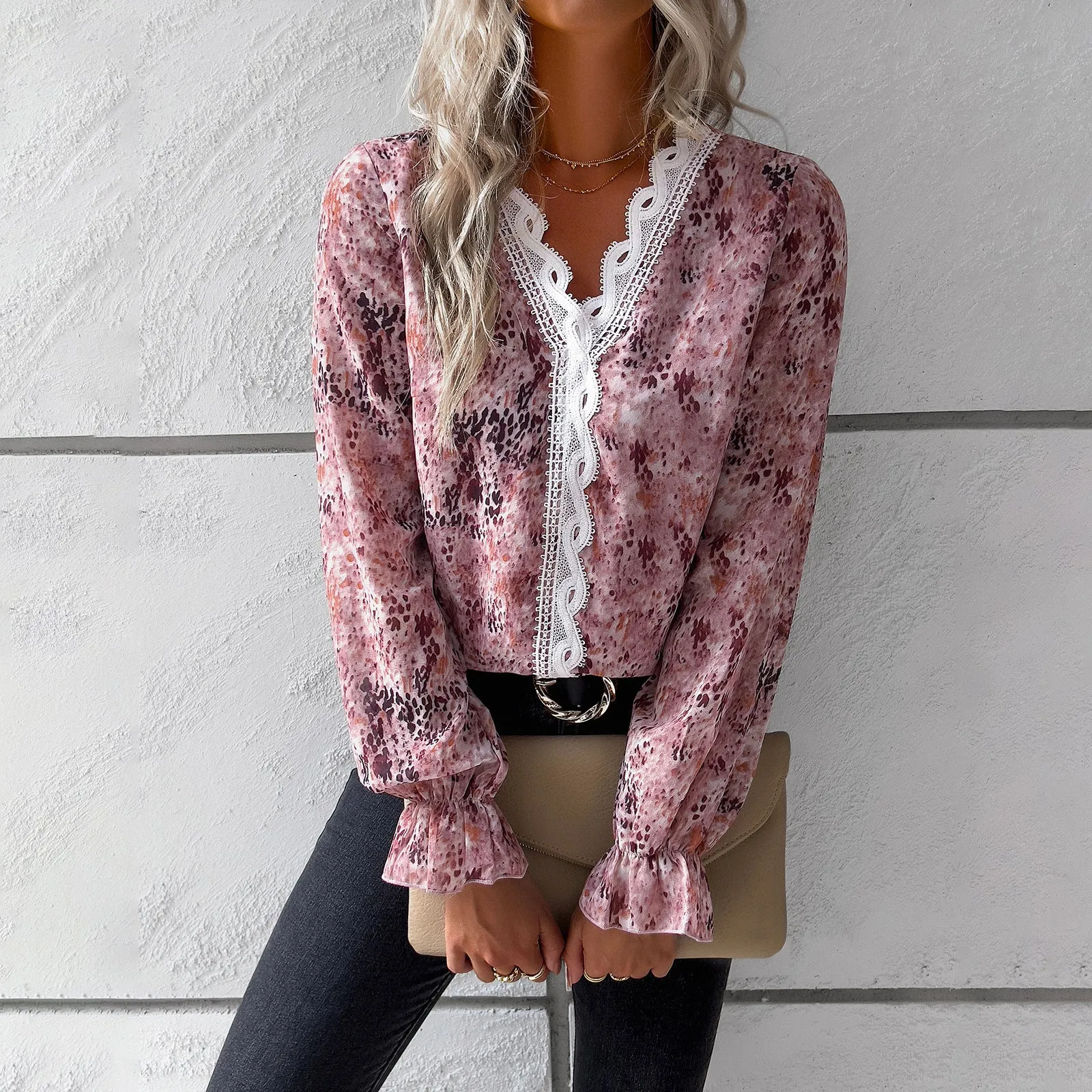 Temperament Casual Printed Long-Sleeved Lace V-Neck Shirt Wholesale Womens Clothing N3823092300005