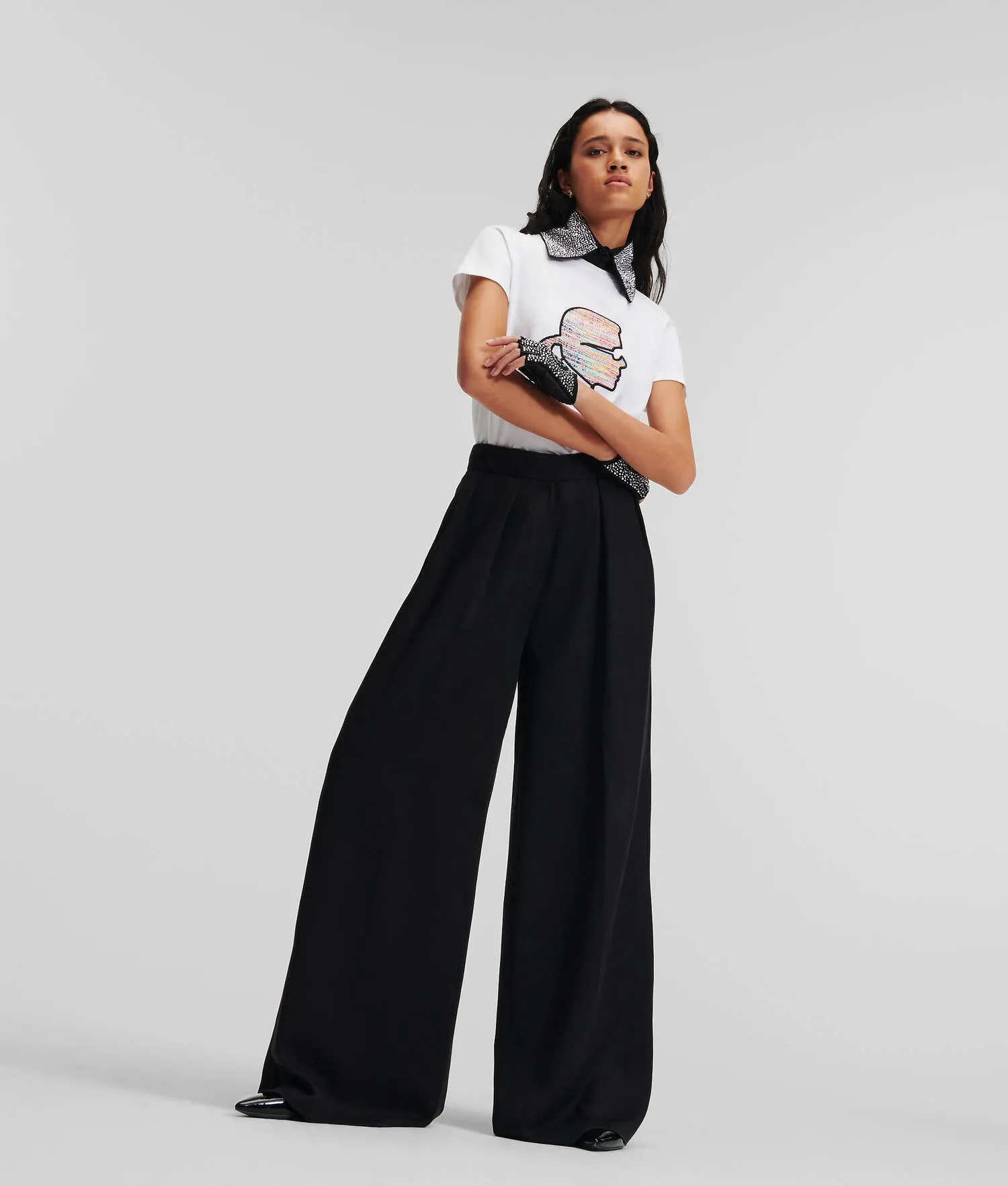 WIDE-LEG TROUSERS